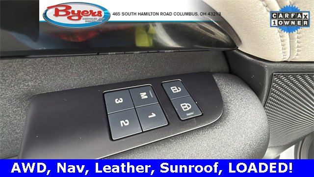 Used 2024 Land Rover Discovery S image 20