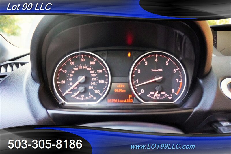 Used 2012 BMW 135i Convertible RWD image 19