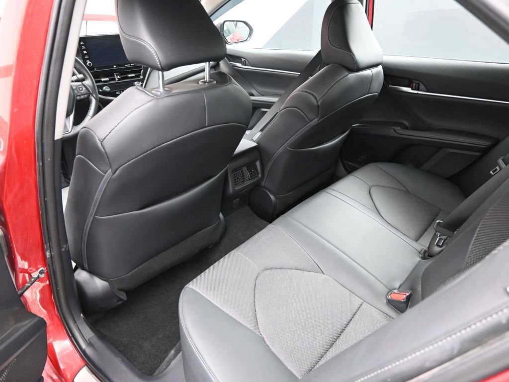 Used 2024 Toyota Camry XSE w/ Navigation Package image 14