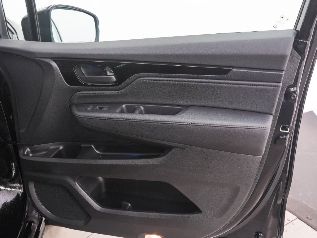 Used 2026 Honda Odyssey Touring image 12