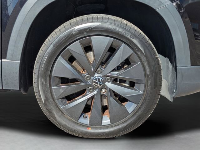 Used 2022 Volkswagen Taos S image 33