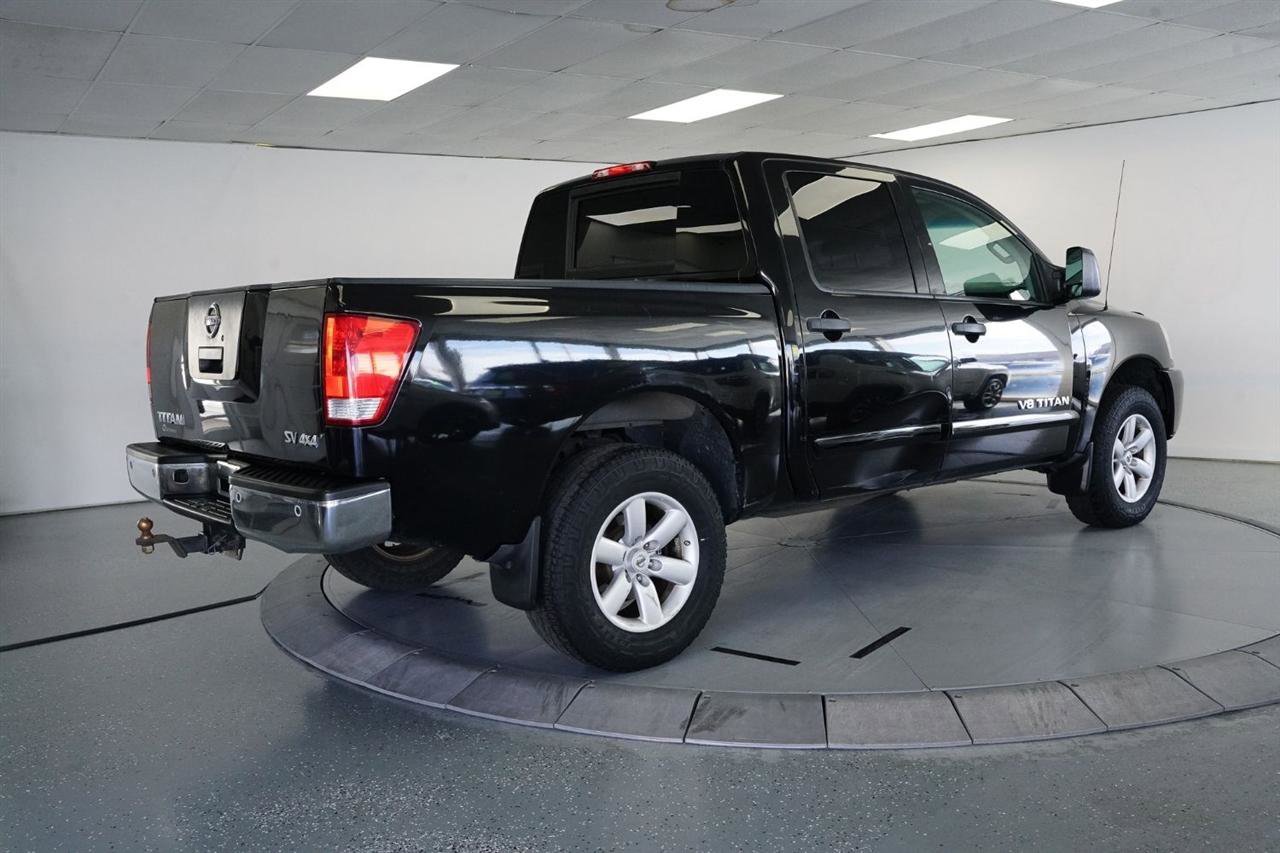 Used 2012 Nissan Titan S image 10