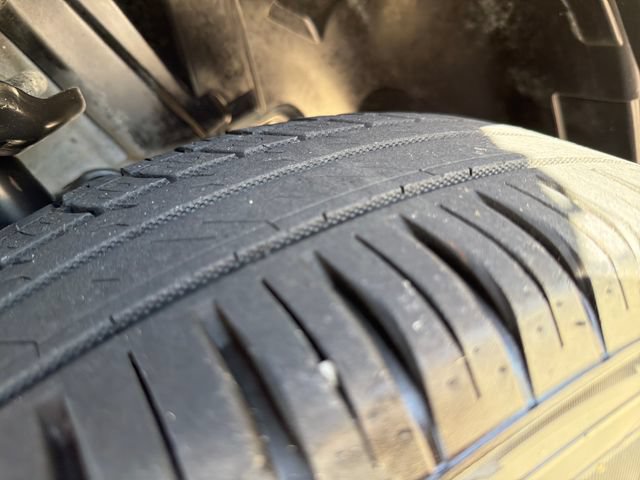 Used 2023 Jeep Renegade Latitude AWD/4WD image 10