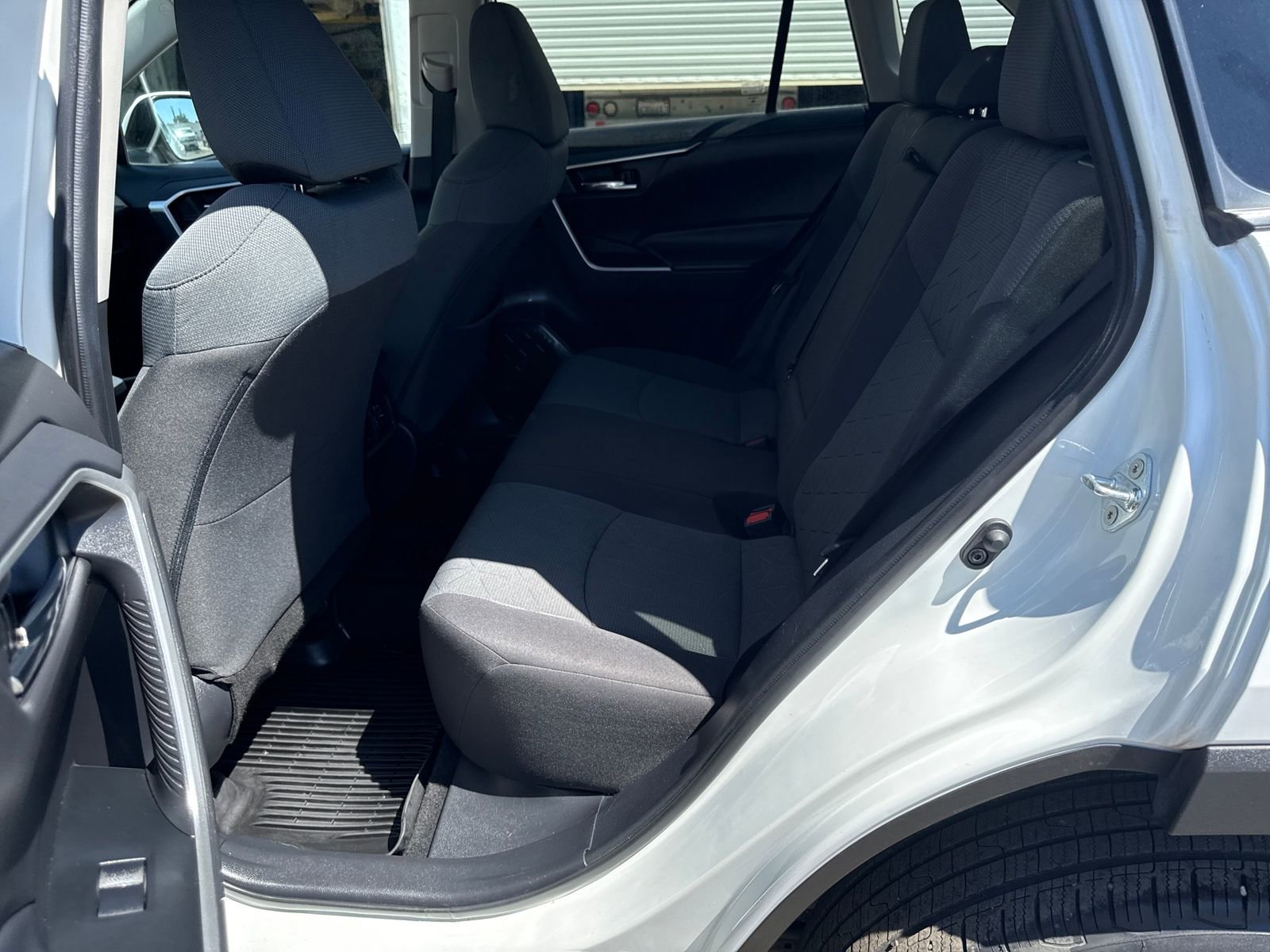 Used 2020 Toyota RAV4 XLE w/ All Weather Liner Package AWD/4WD image 26