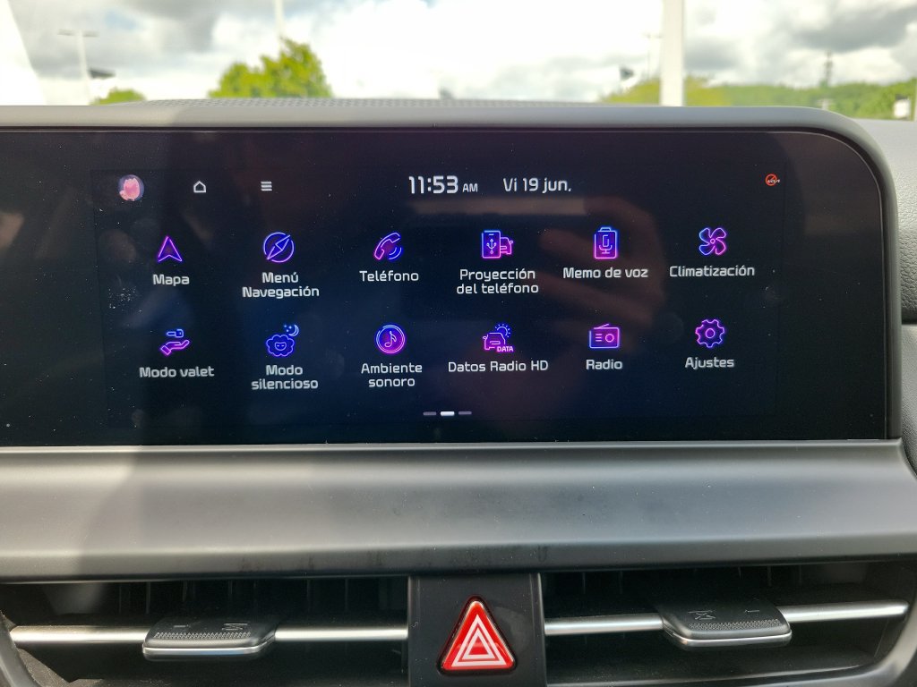 Used 2025 Kia Seltos EX w/ EX Sunroof Package FWD image 17