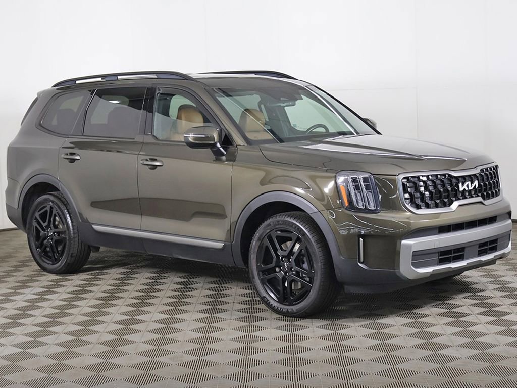 Used 2023 Kia Telluride EX X-Line AWD/4WD image 2