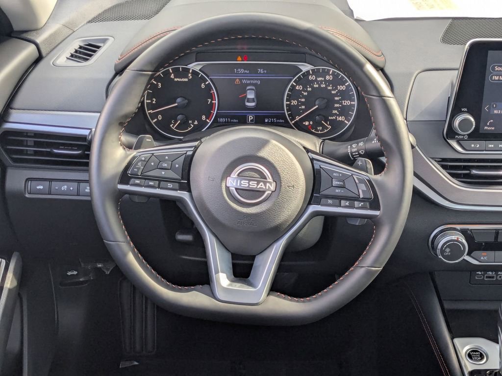 Used 2025 Nissan Altima 2.5 SR image 24