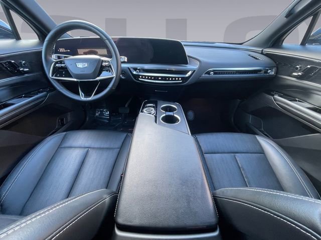 Used 2024 Cadillac Lyriq Sport image 12