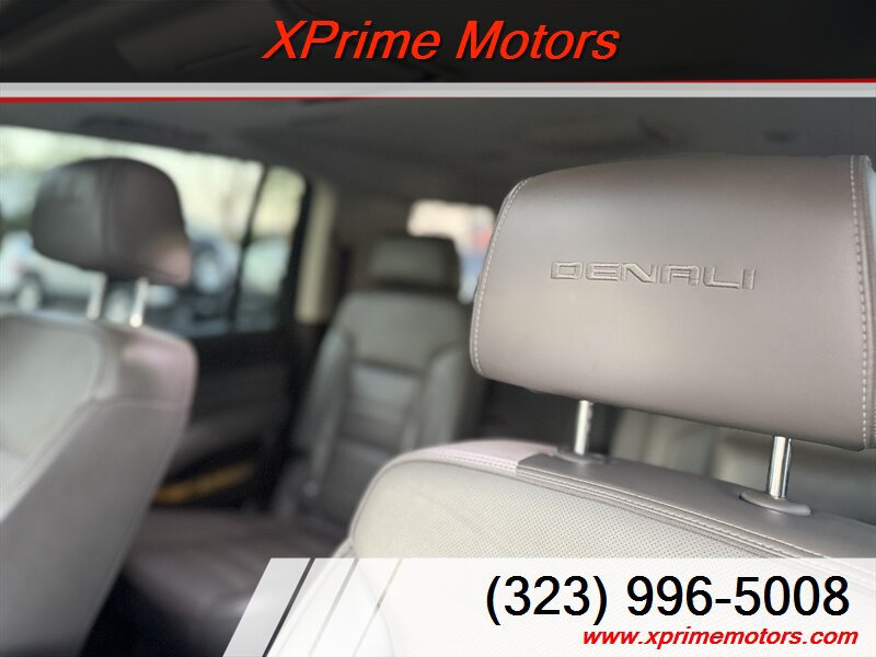 Used 2017 GMC Yukon XL Denali w/ Open Road Package AWD/4WD image 23