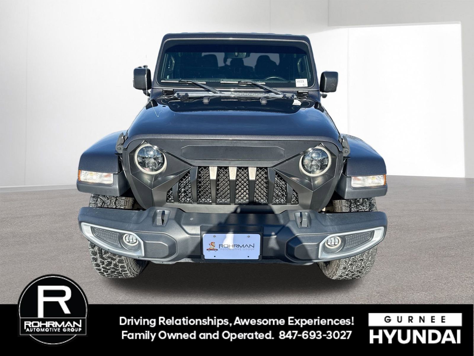 Used 2021 Jeep Gladiator Overland w/ Dual Top Group image 3