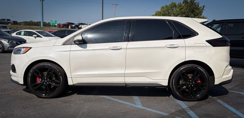 Used 2020 Ford Edge ST w/ Equipment Group 401A AWD/4WD image 22