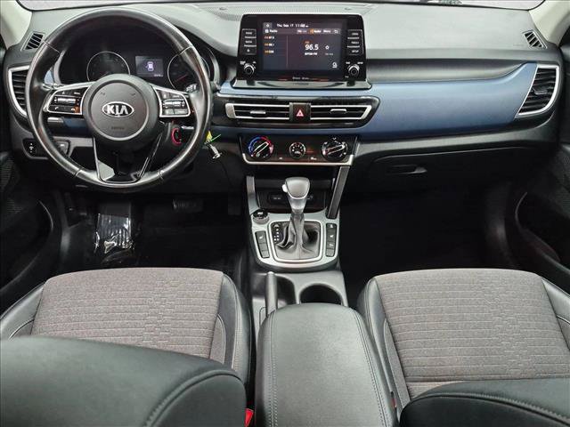 Used 2021 Kia Seltos S AWD/4WD image 16