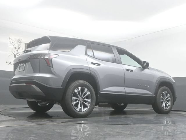 New 2026 Chevrolet Equinox LT w/ Convenience Package II FWD image 11