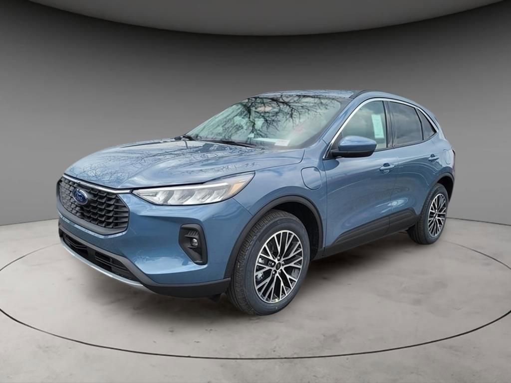 New 2024 Ford Escape SE