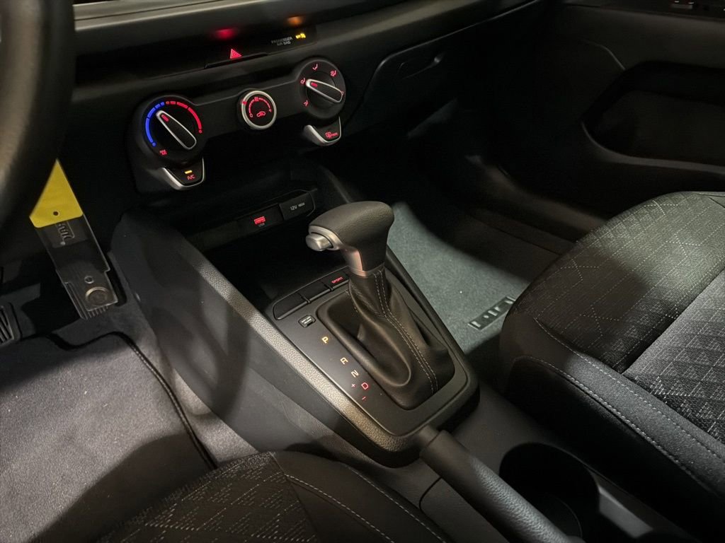 Used 2023 Kia Rio S image 21