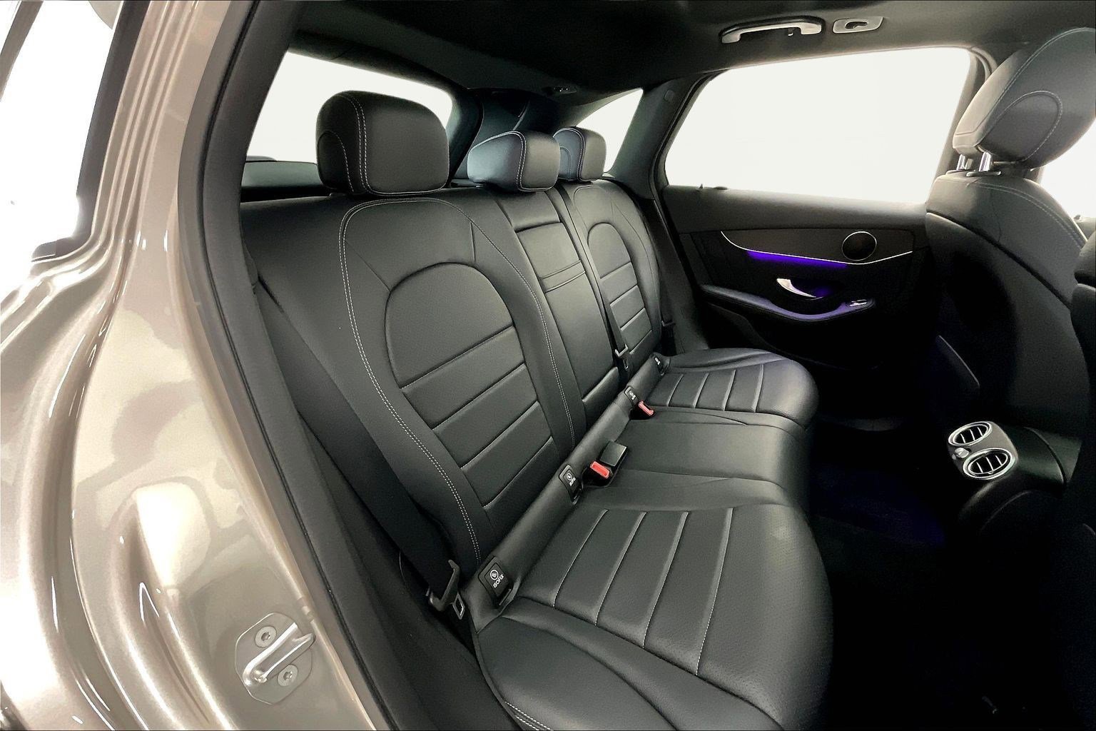 Used 2021 Mercedes-Benz GLC 300 4MATIC image 25