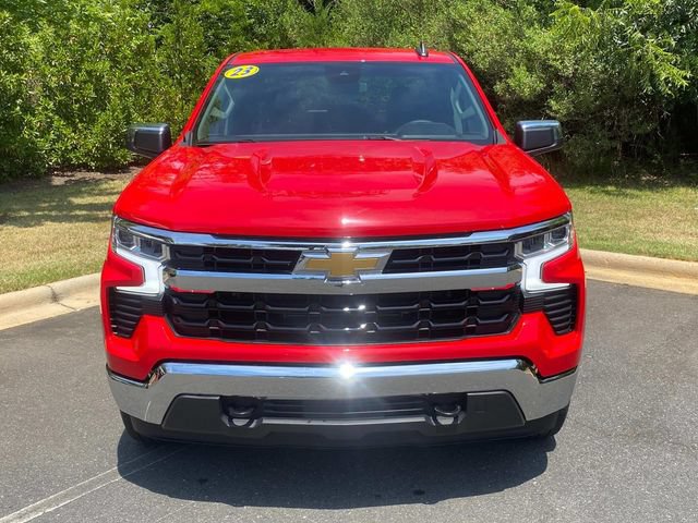 Used 2023 Chevrolet Silverado 1500 LT AWD/4WD image 2