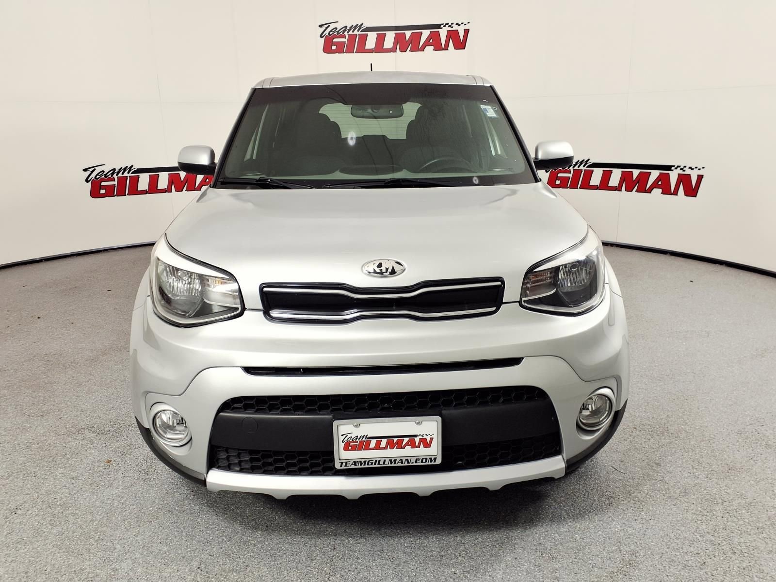 Used 2017 Kia Soul + FWD image 2