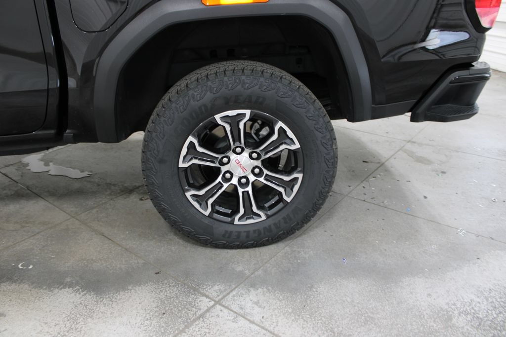 Used 2024 GMC Canyon AT4 AWD/4WD image 36