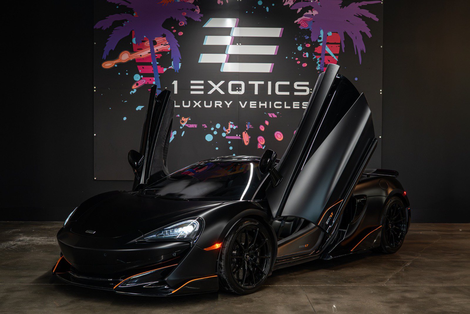 Used 2020 McLaren 600LT Spider RWD image 3