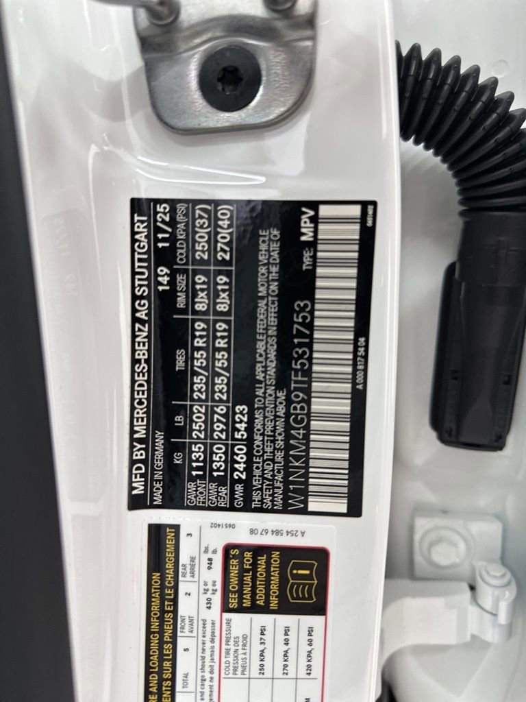 New 2026 Mercedes-Benz GLC 300 image 32