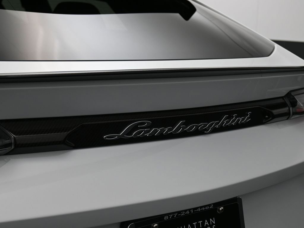 Used 2024 Lamborghini Urus Performante image 15