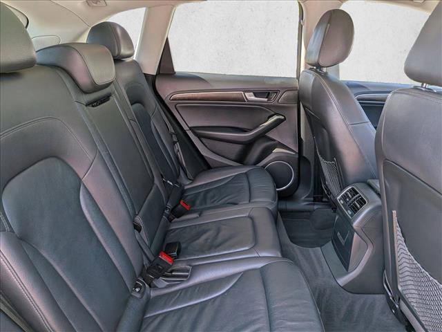 Used 2016 Audi Q5 2.0T Premium Plus w/ Technology Package AWD/4WD image 21