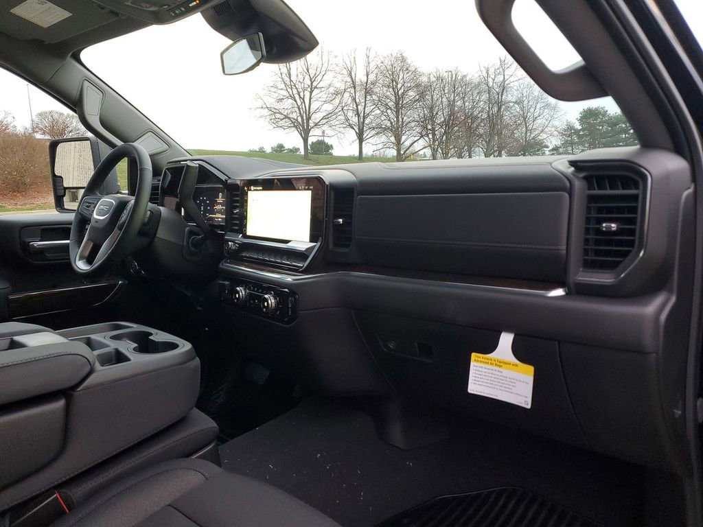 New 2025 GMC Sierra 2500 SLE w/ SLE Convenience Package image 26