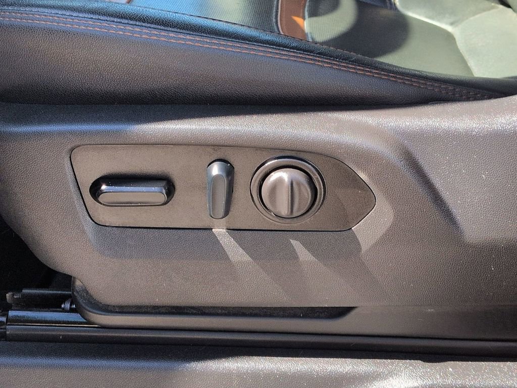 Certified 2023 GMC Sierra 2500 AT4 w/ AT4 Preferred Package image 13