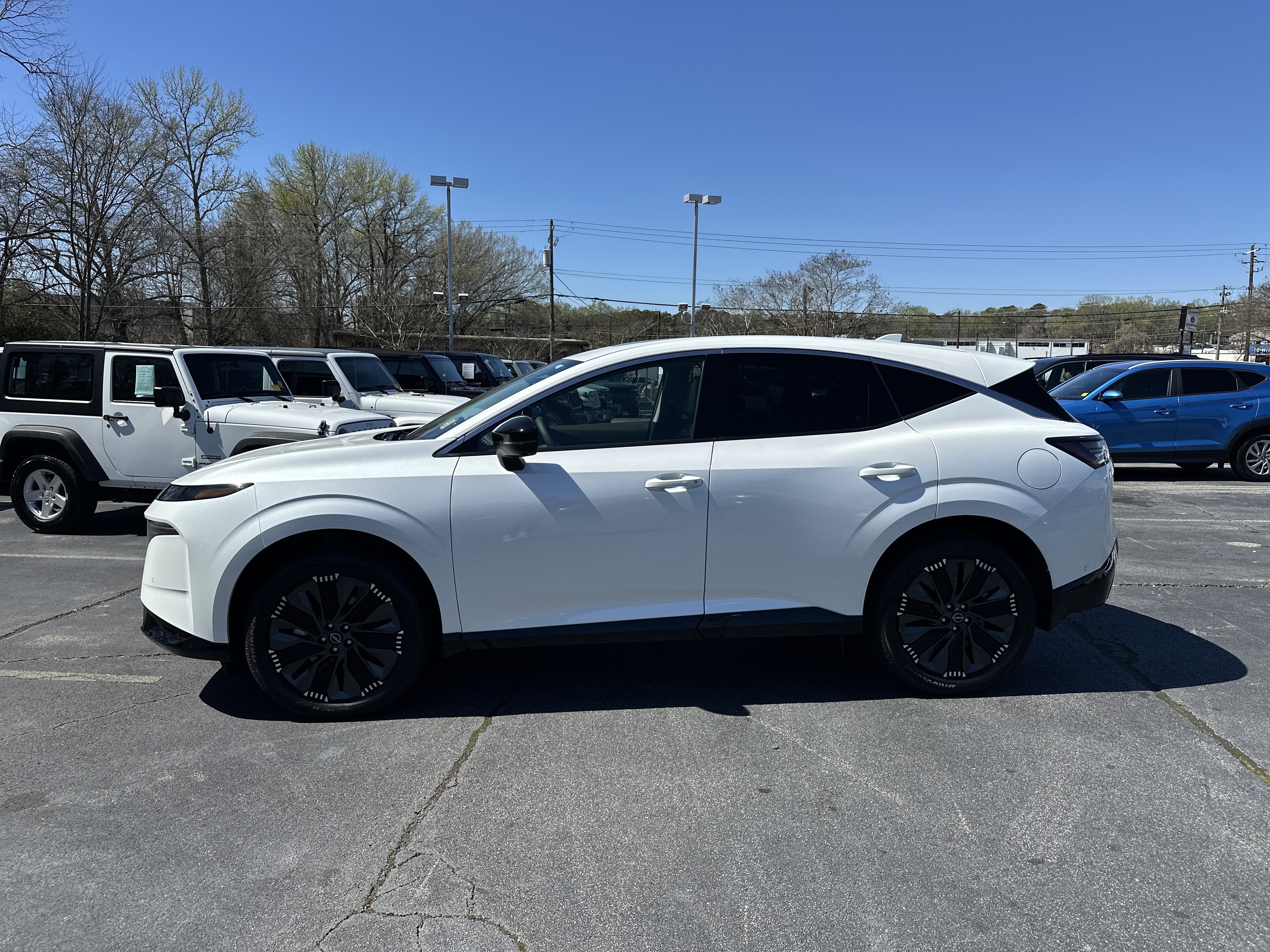 Used 2025 Nissan Murano Platinum w/ Cargo Package image 6