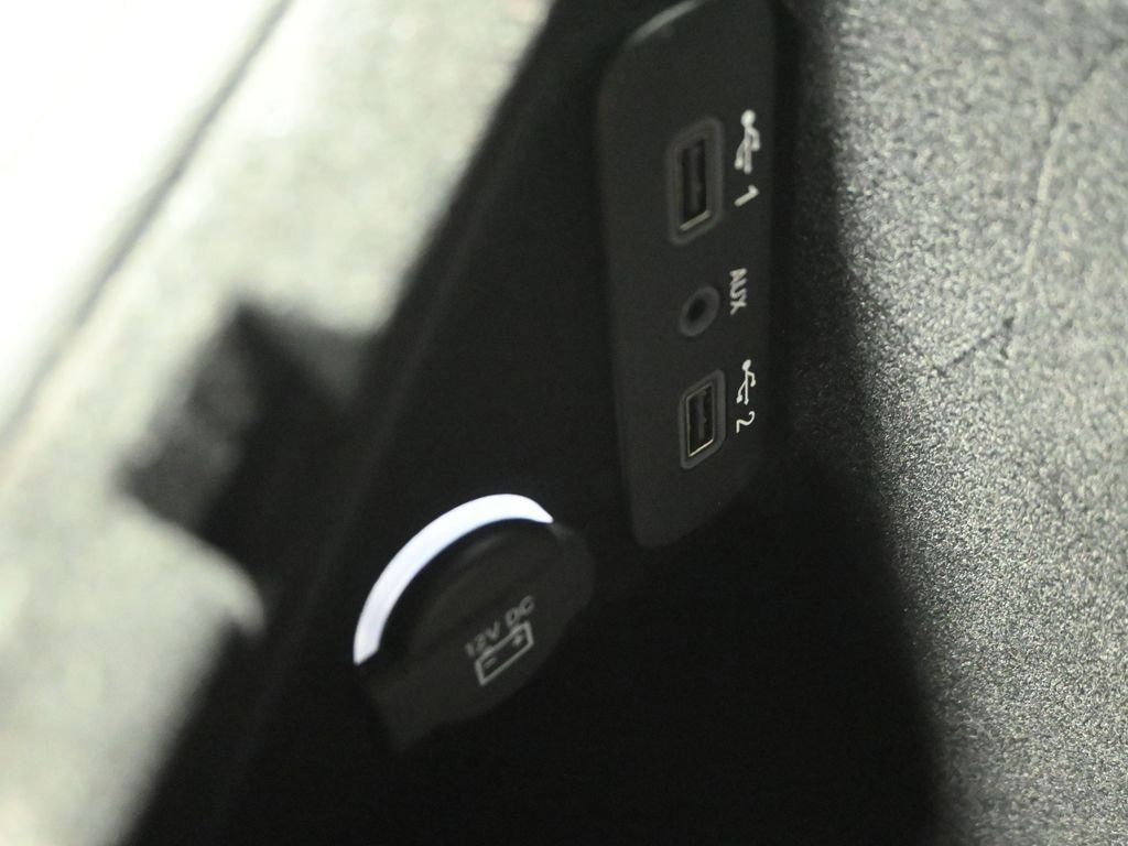 Used 2019 Dodge Challenger SRT Hellcat Redeye image 21