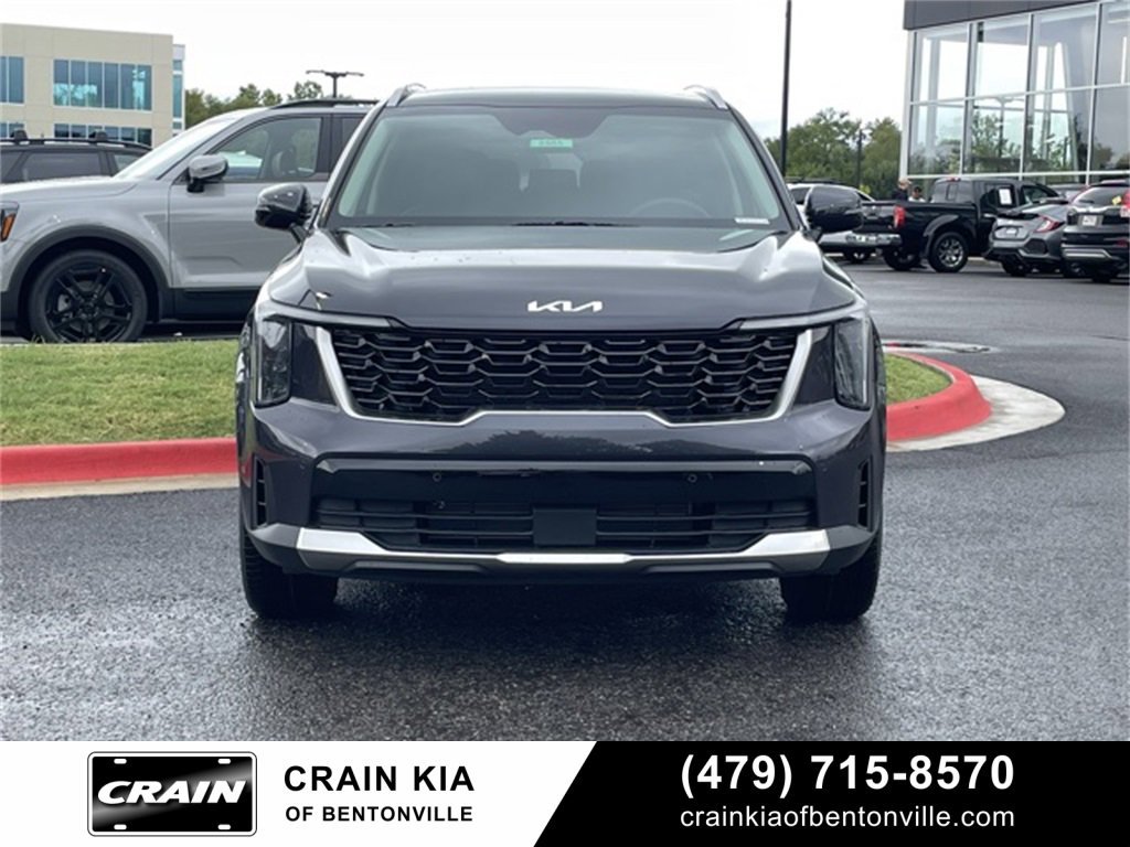 New 2025 Kia Sorento S image 2