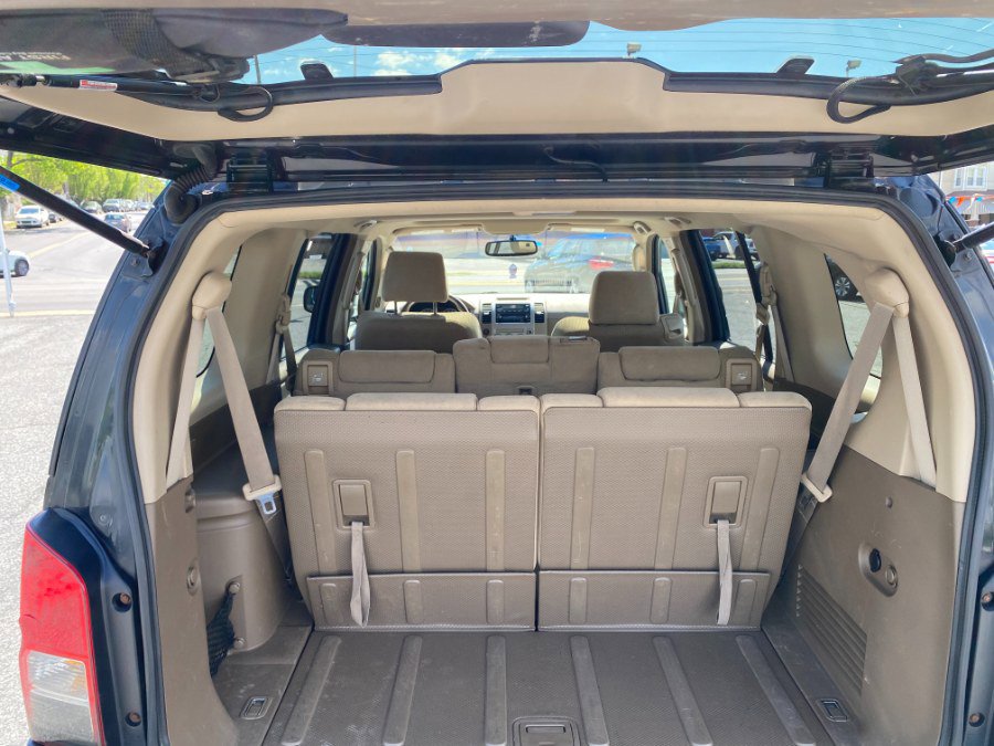 Used 2007 Nissan Pathfinder SE w/ SE Premium Pkg image 13