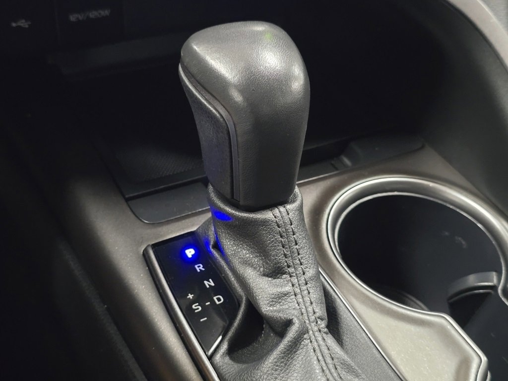 Used 2024 Toyota Camry SE image 26
