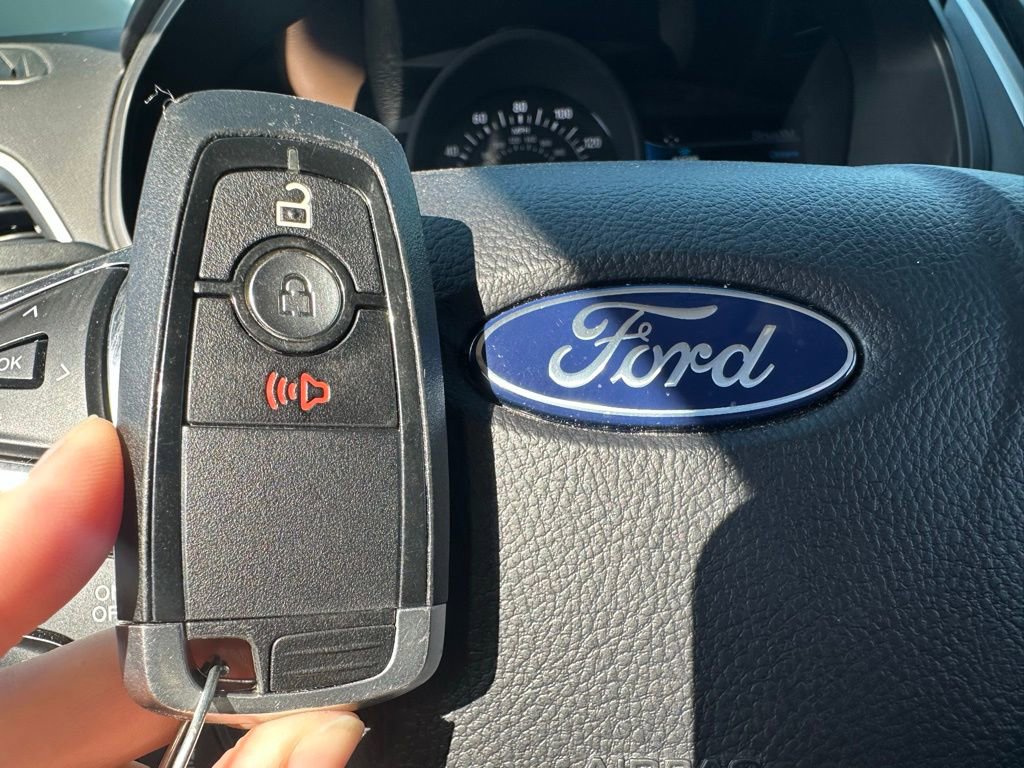 Used 2024 Ford Edge SEL image 41