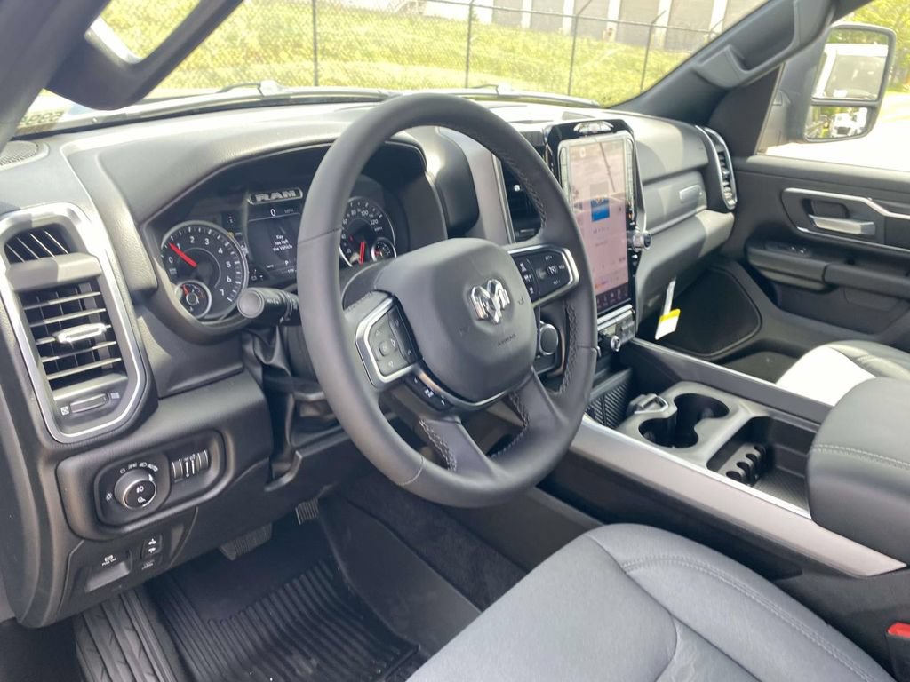 New 2026 RAM 1500 Big Horn AWD/4WD image 18