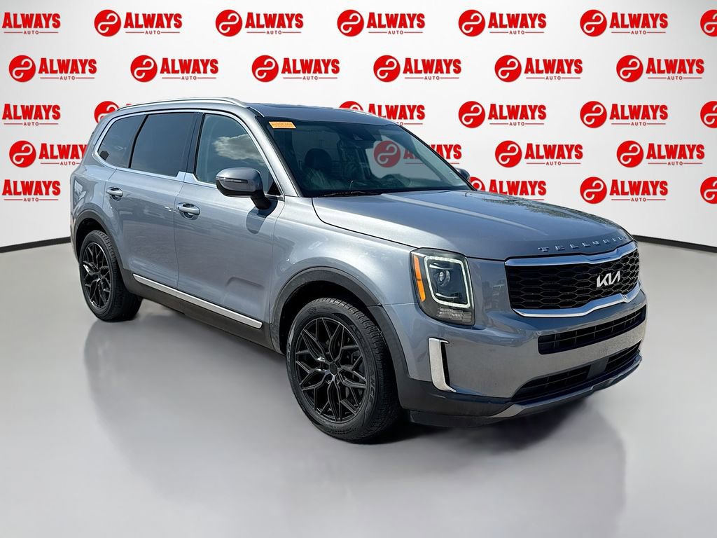 Used 2022 Kia Telluride S FWD image 3