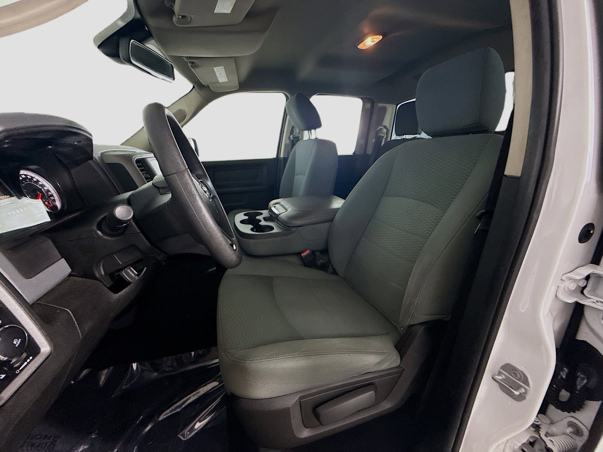 Used 2019 RAM 1500 Express image 21