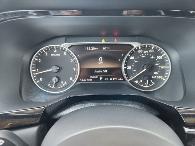 Certified 2025 Nissan Pathfinder SV image 11