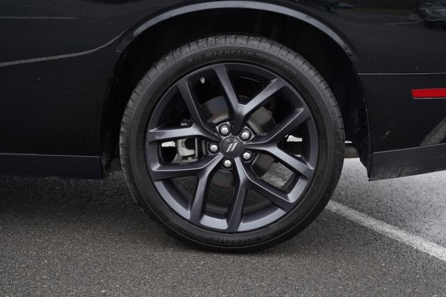 Used 2023 Dodge Challenger SXT w/ Blacktop Package image 36