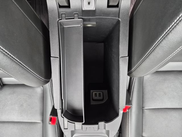 Used 2022 GMC Terrain SLT w/ Infotainment Package II AWD/4WD image 35