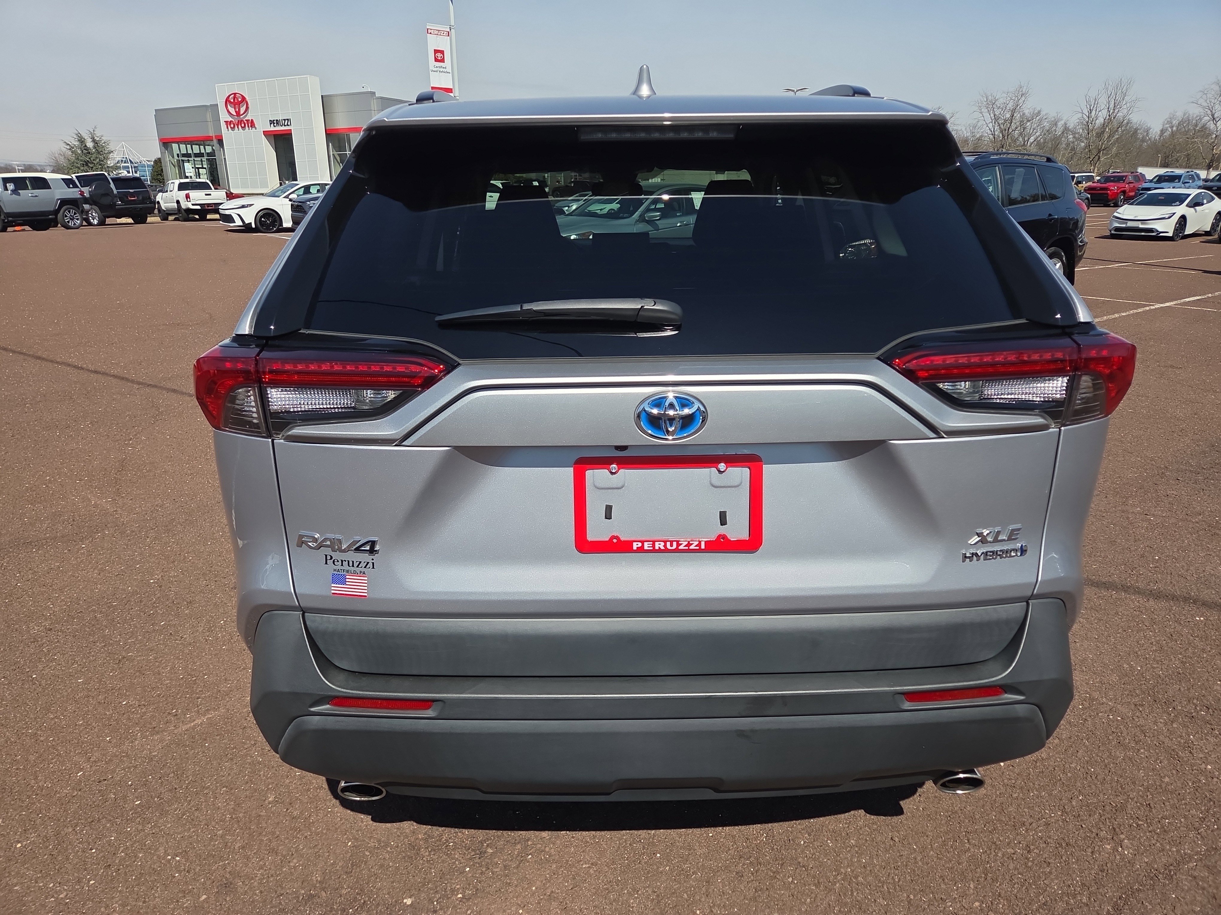 Certified 2021 Toyota RAV4 XLE w/ Convenience Package image 4