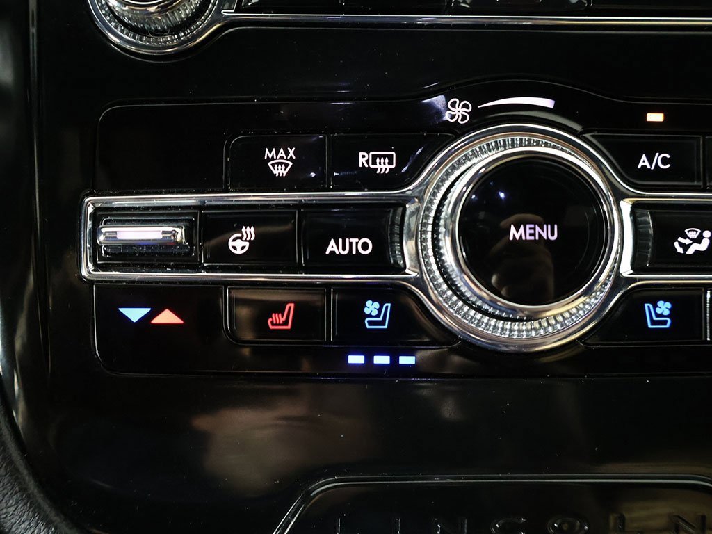 Used 2022 Lincoln Corsair Reserve w/ Elements Package image 50