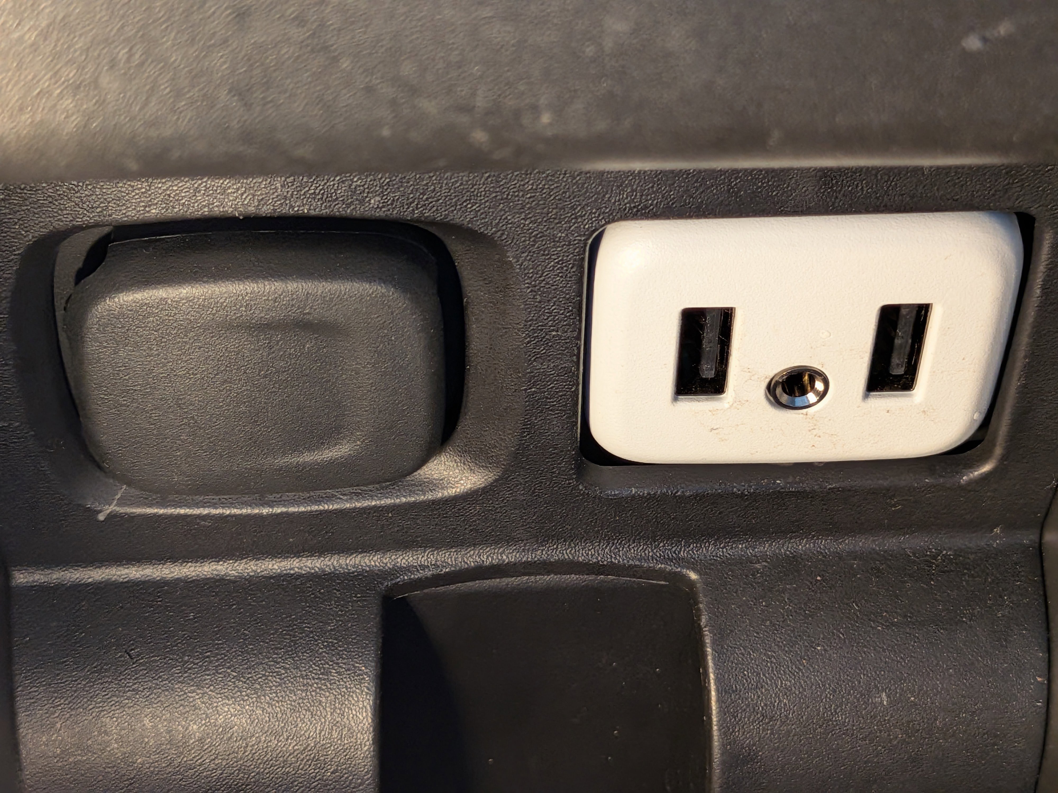 Certified 2018 Chevrolet Impala Premier w/ Premier Confidence Package image 26