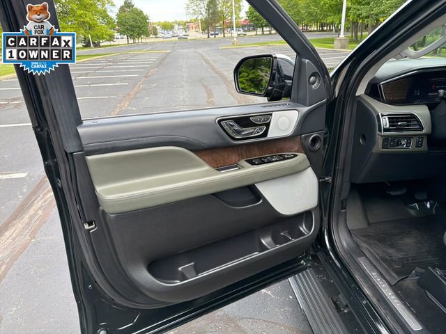 Used 2022 Lincoln Navigator L Black Label AWD/4WD image 12