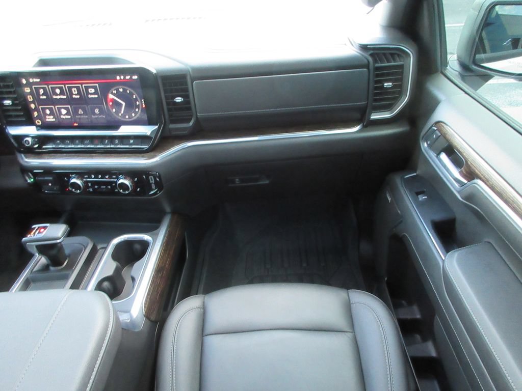 Certified 2024 GMC Sierra 1500 Elevation w/ Elevation Premium Package AWD/4WD image 20