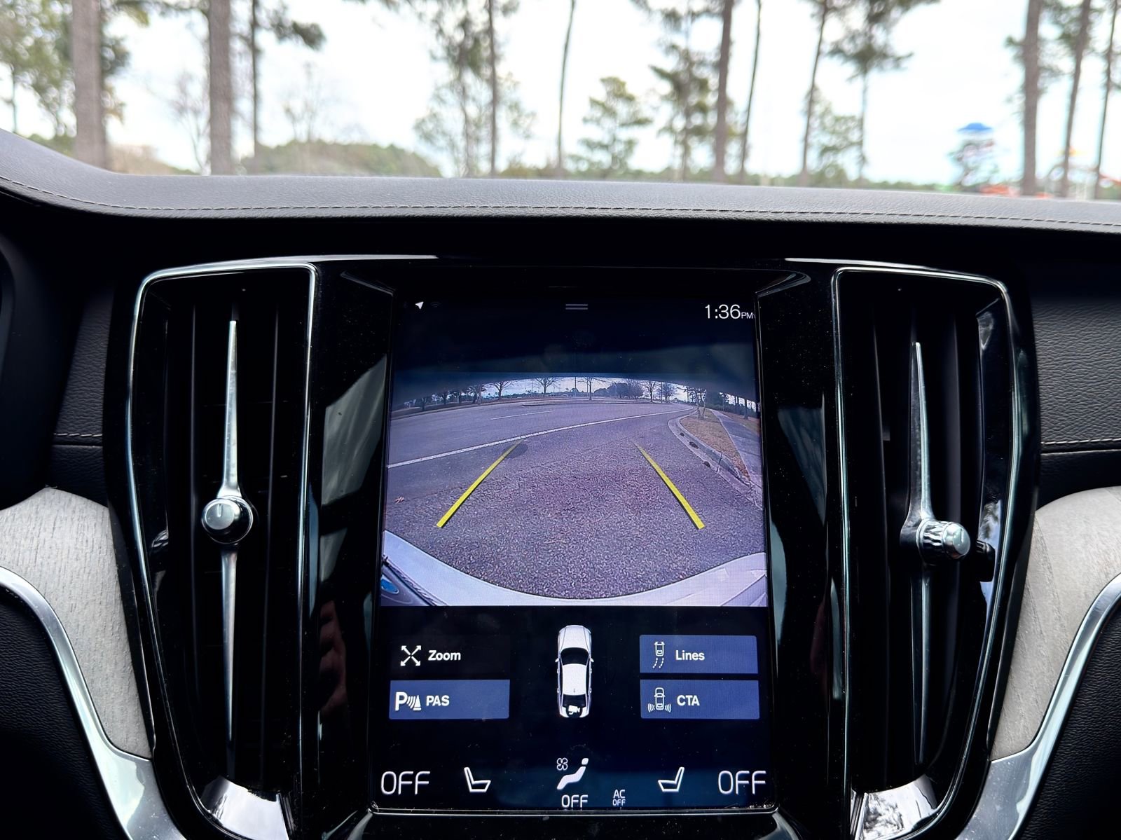 Used 2020 Volvo S60 T6 Inscription image 4