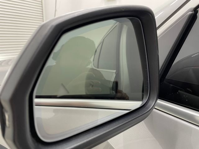 Used 2025 BMW X1 xDrive28i w/ Convenience Package image 40