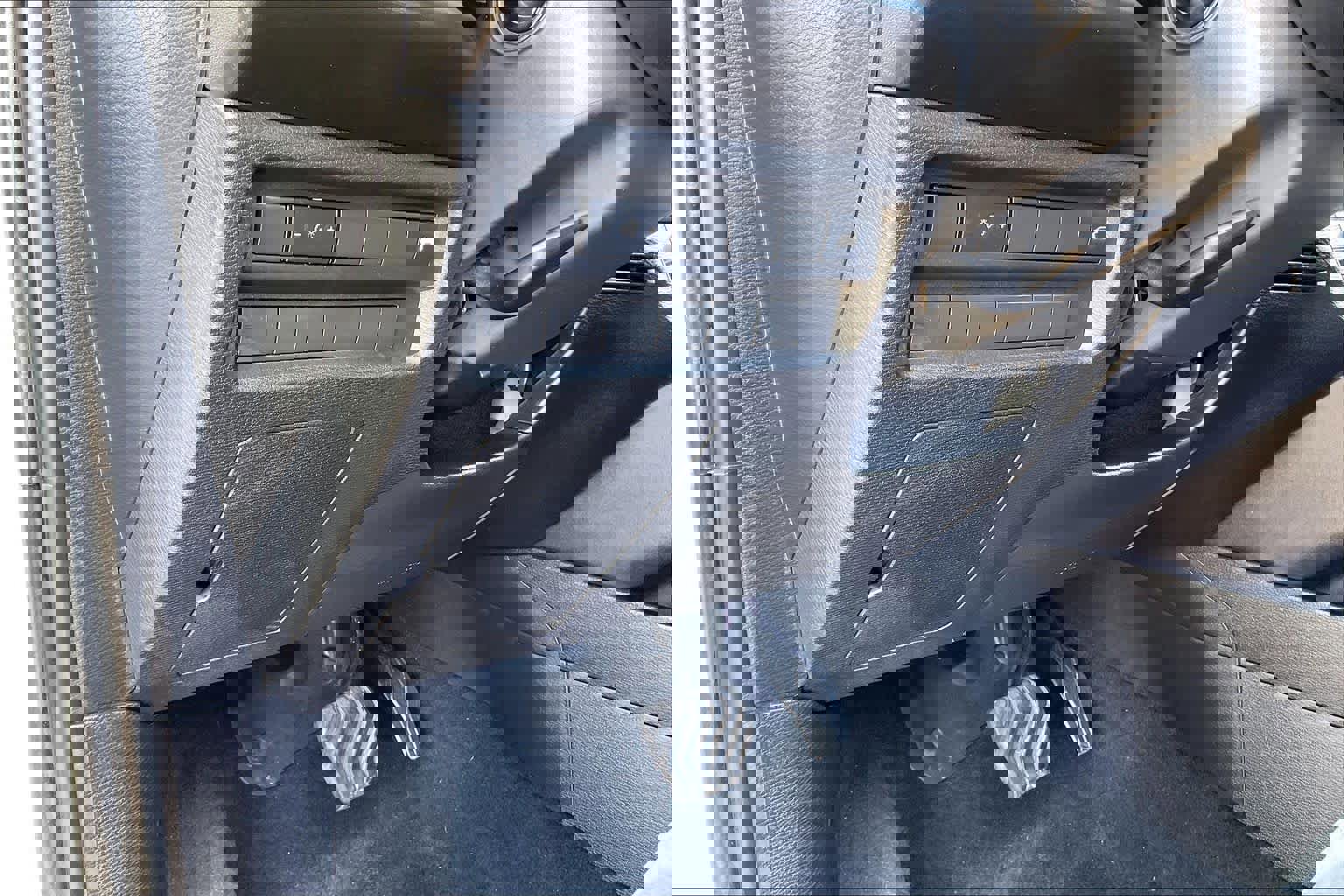 Used 2024 Mitsubishi Outlander SE FWD image 35