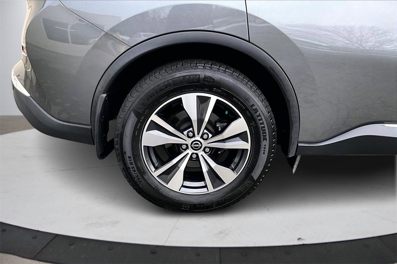 Used 2023 Nissan Murano SV w/ Cargo Package image 34